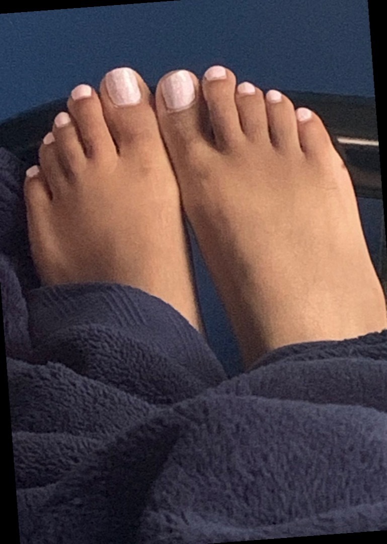 EBONY TOES🥰🤫 profile