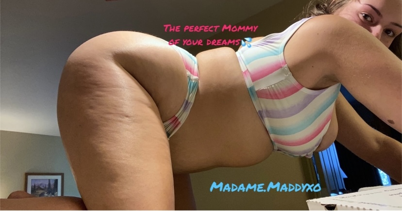 madame.maddyxo thumbnail