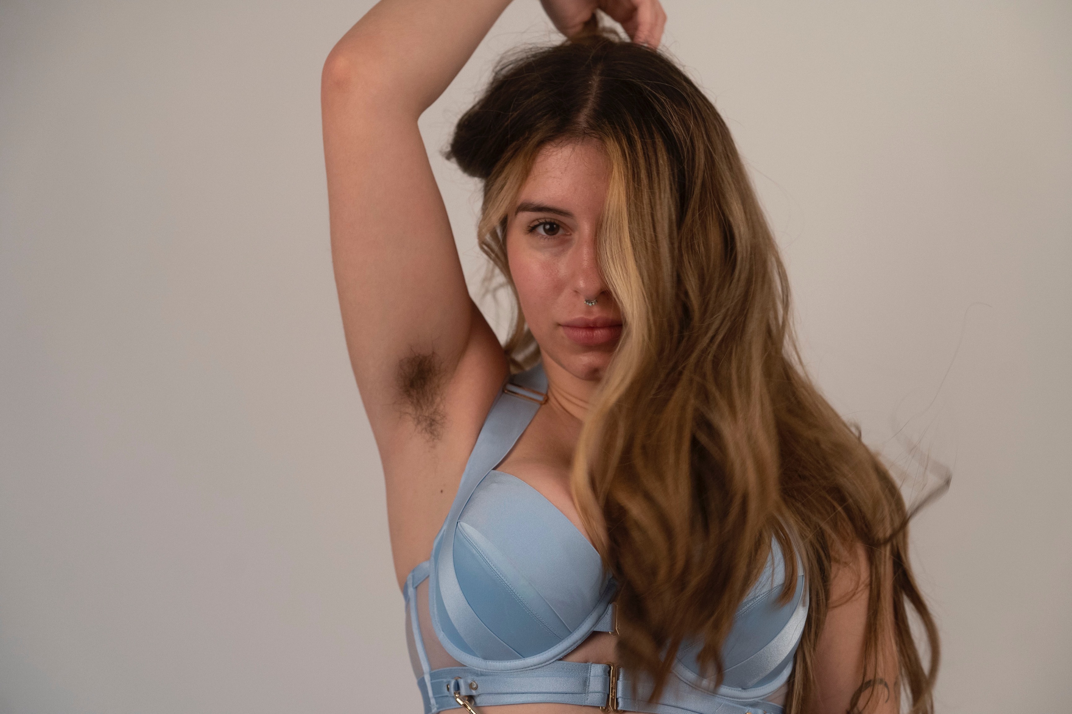 Chloe Kreams | Huge Bush &amp; Hairy Armpits profile