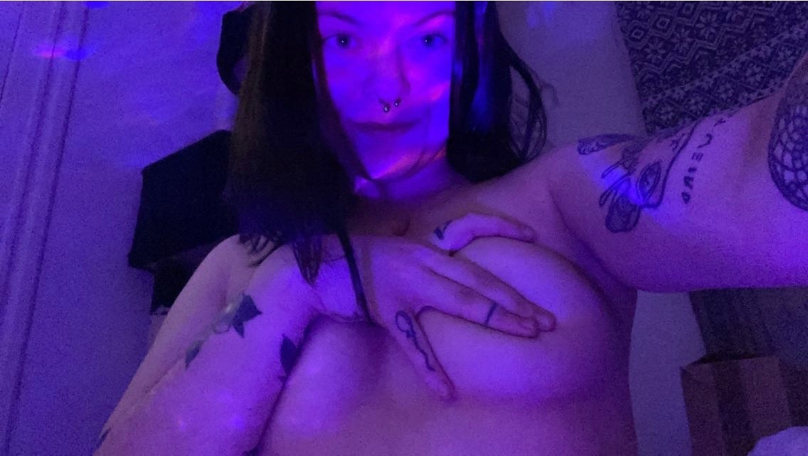 Tattooedbiatchfree profile