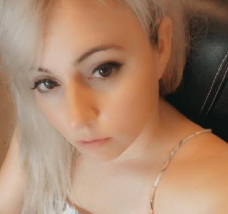 Bored Gamer Girl profile