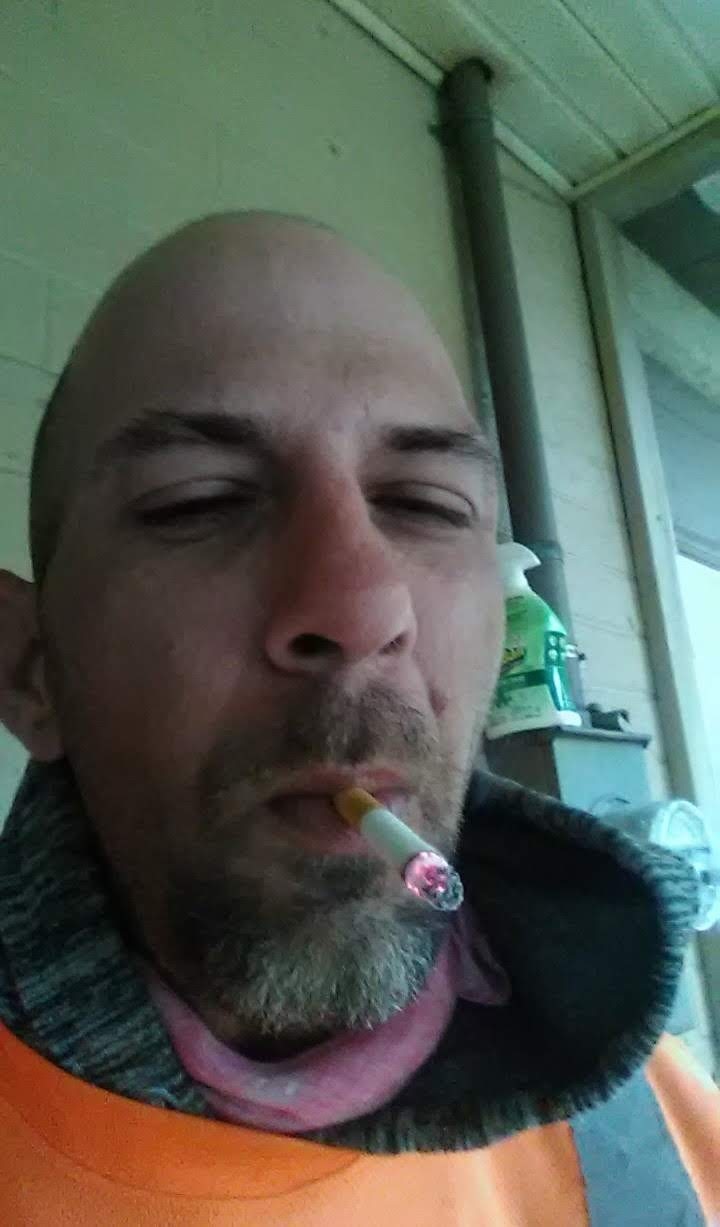 sexy_smoker420 profile