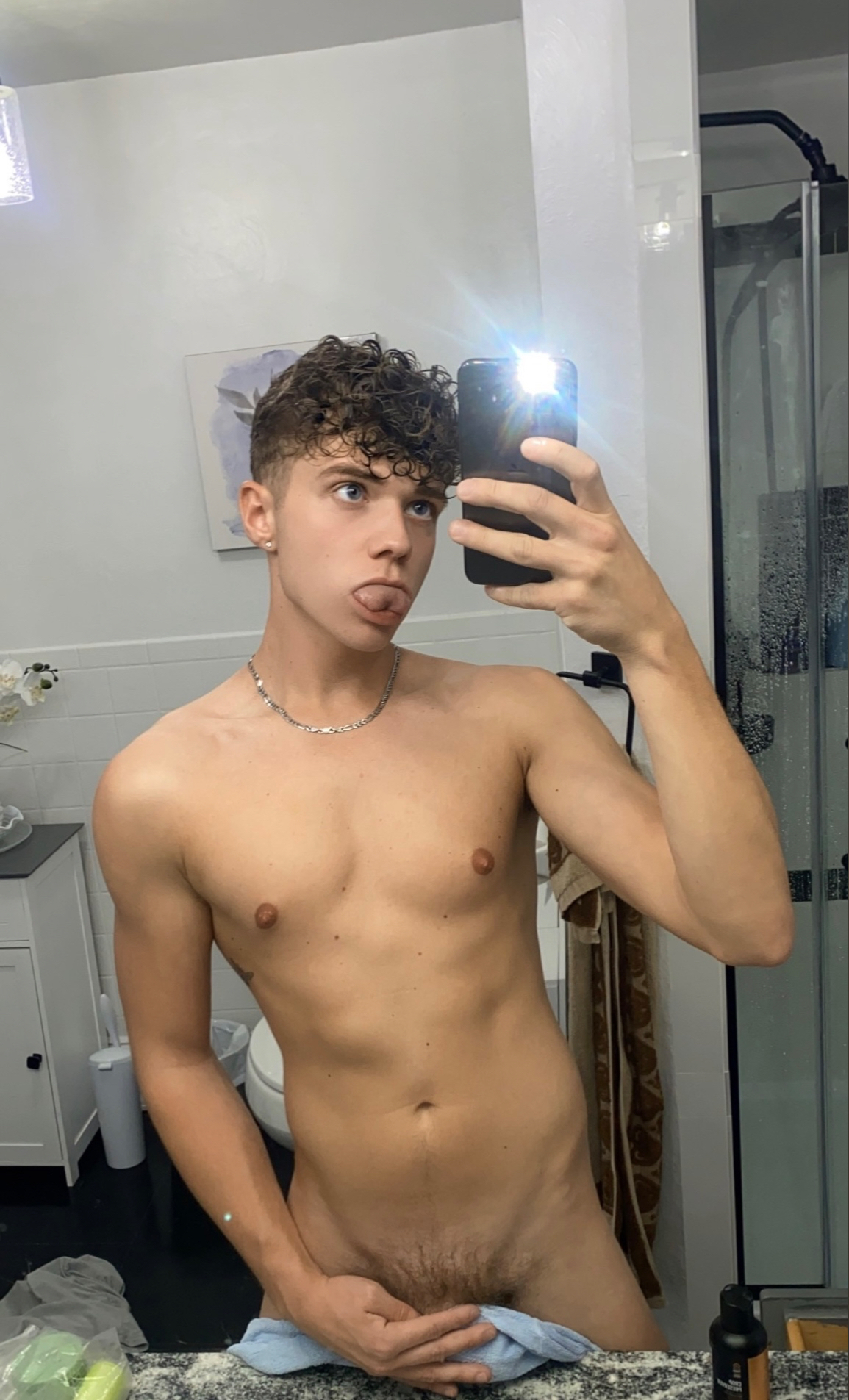 Travel twink profile