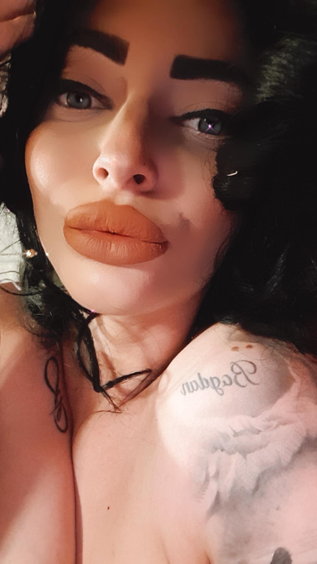 naughtynicolle69 profile