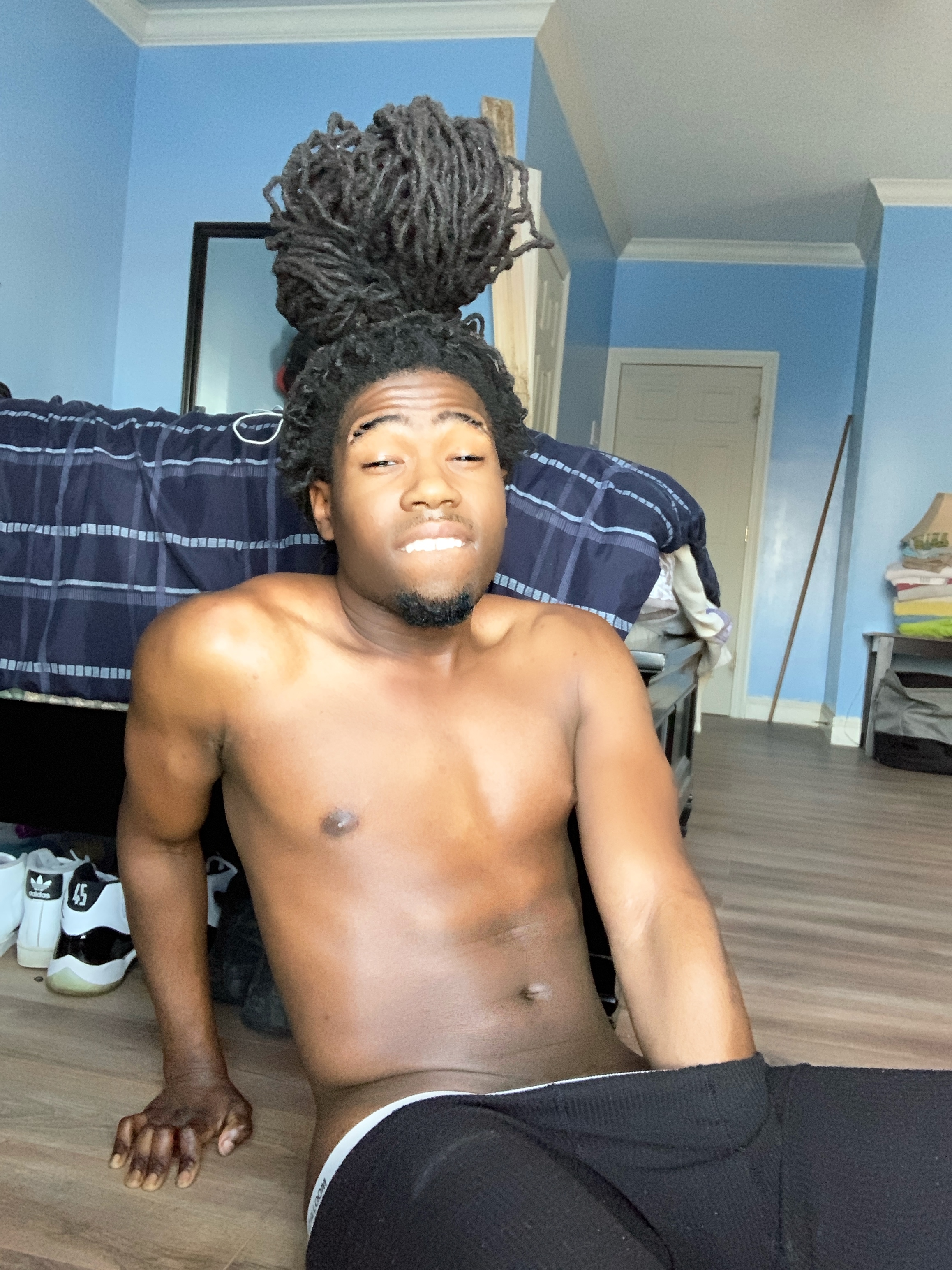 YOUR Girls Favorite Dreadhead profile