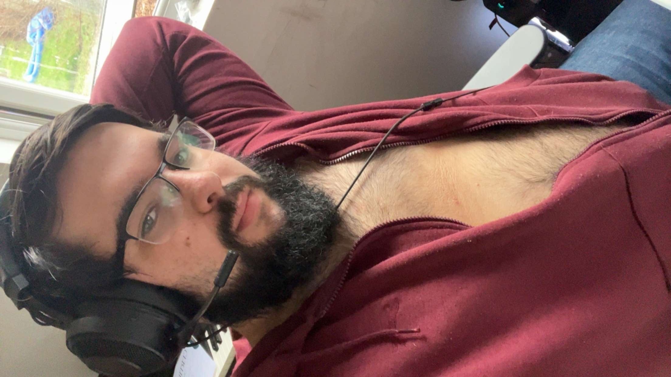 desertedbeard thumbnail