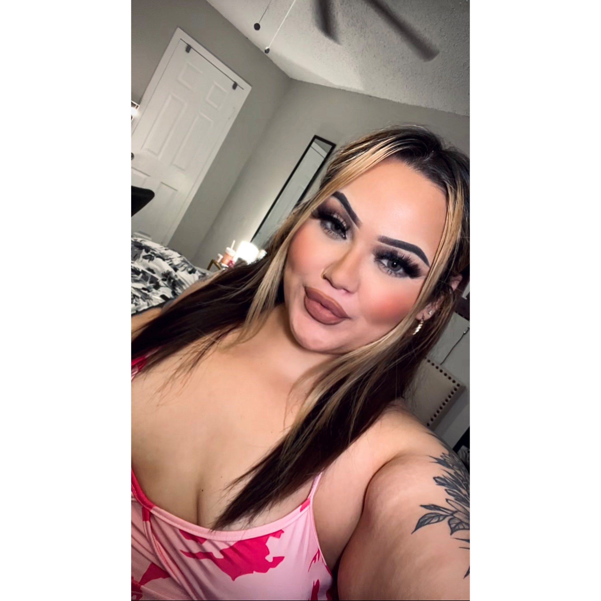 lovelymarie1293 profile