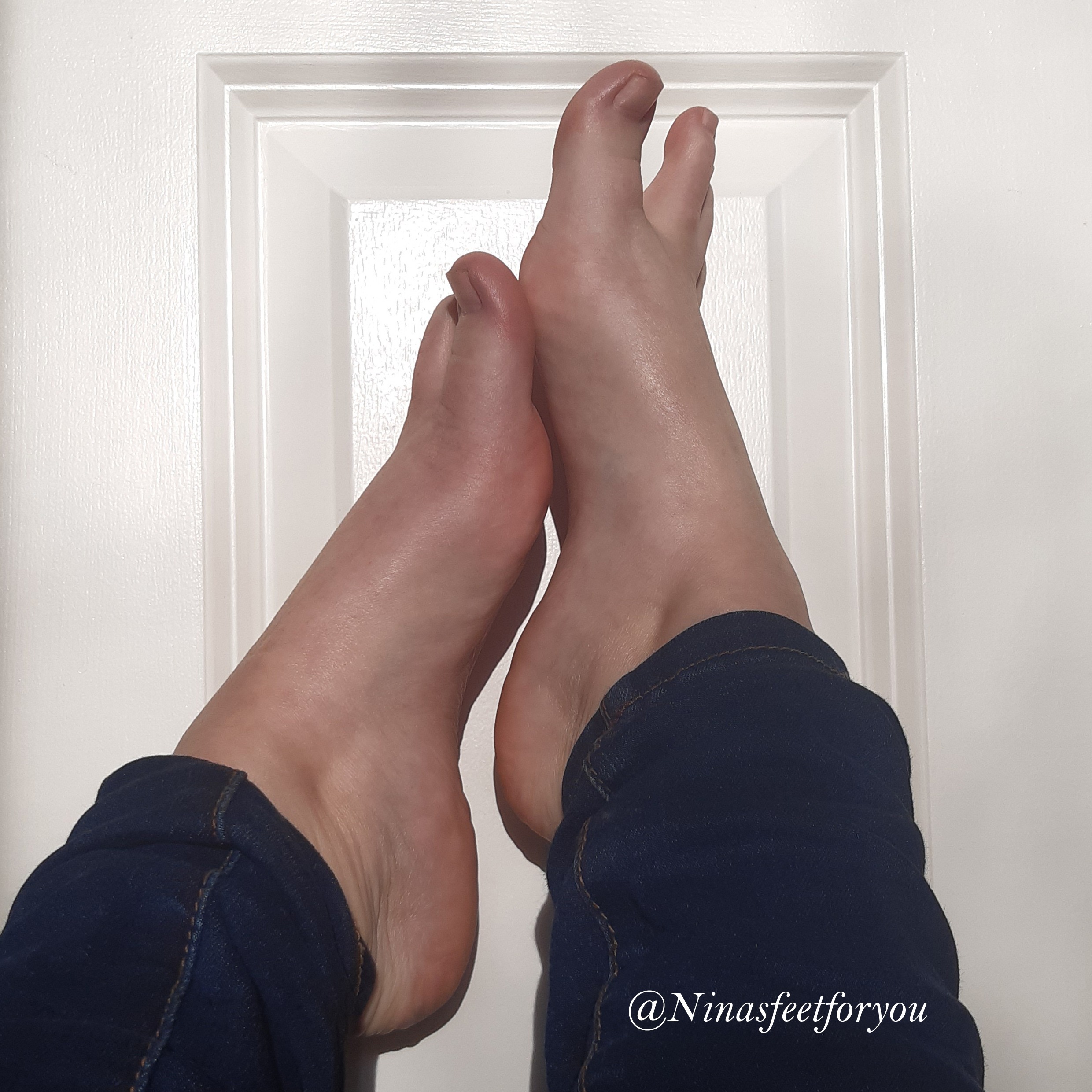 ninasfeetforyou profile