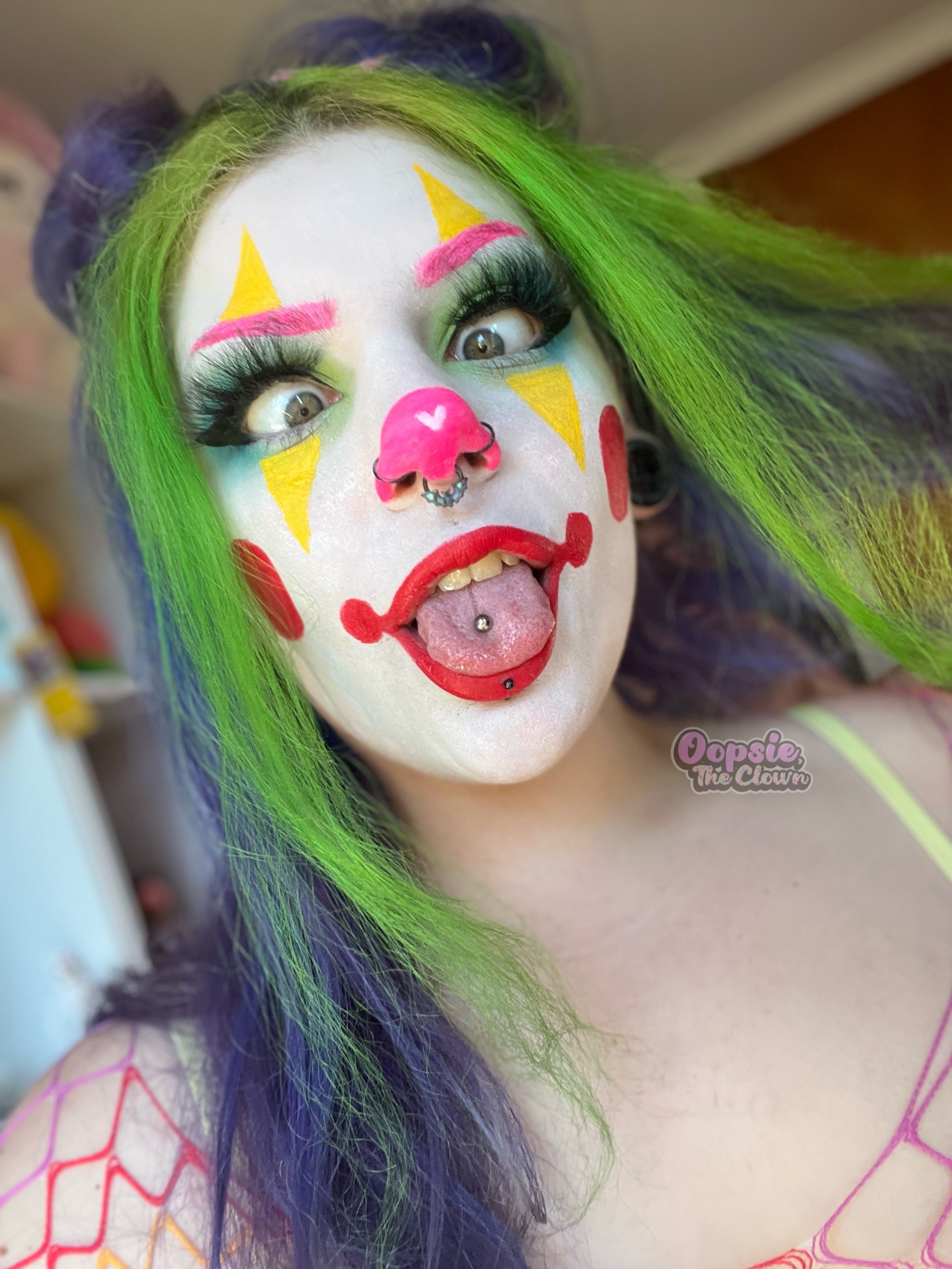 oopsietheclown profile