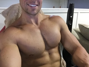 nakedfitguyxxx profile