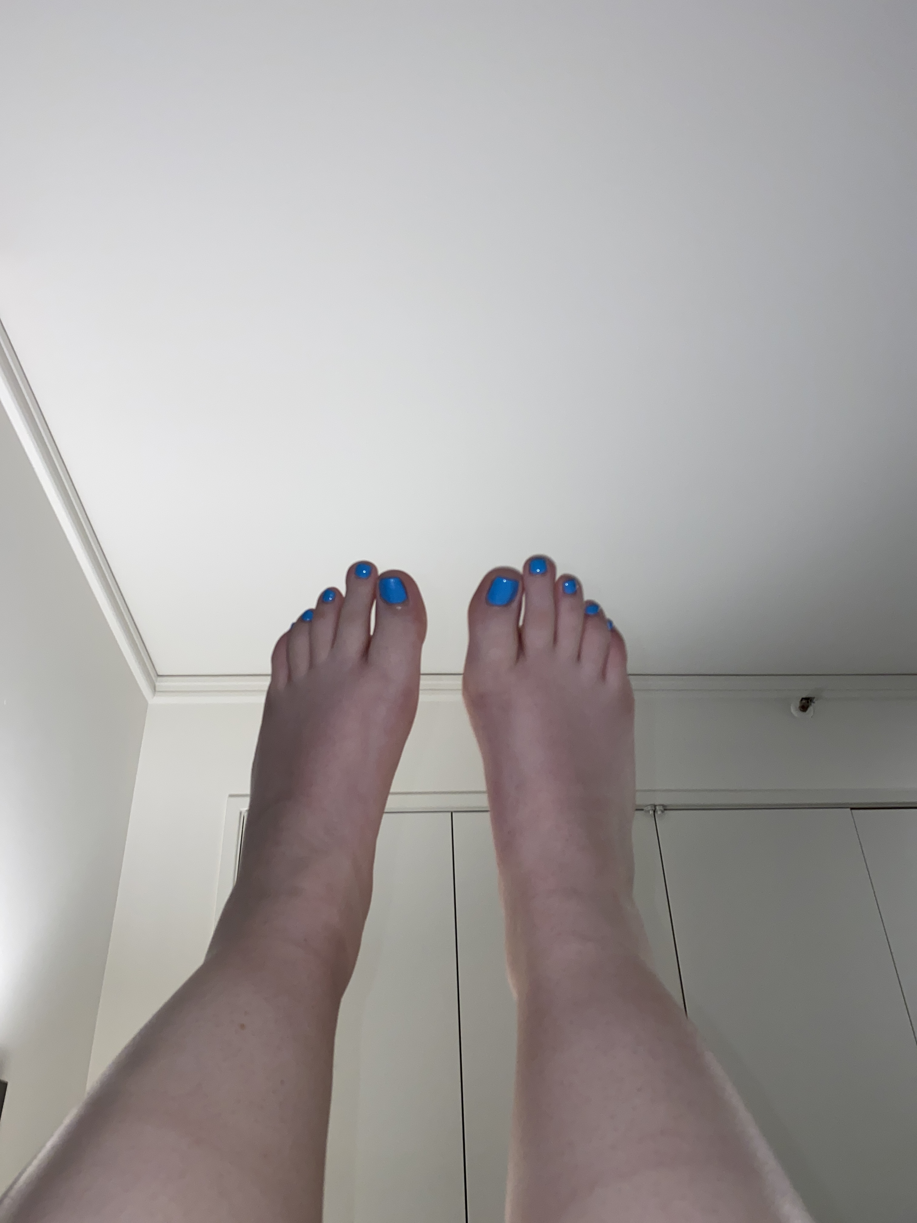 babygurl_feet thumbnail