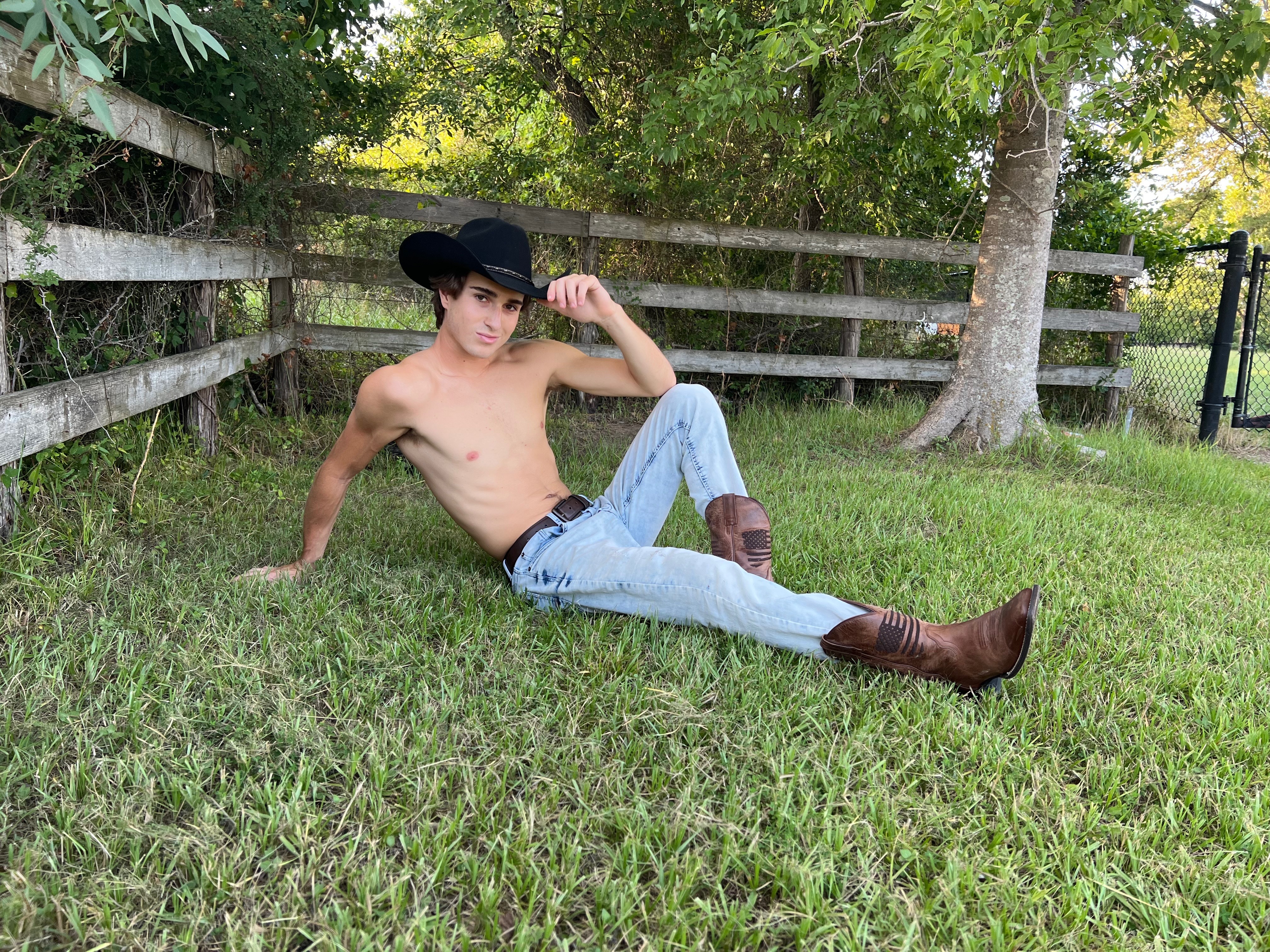 teencowboy thumbnail