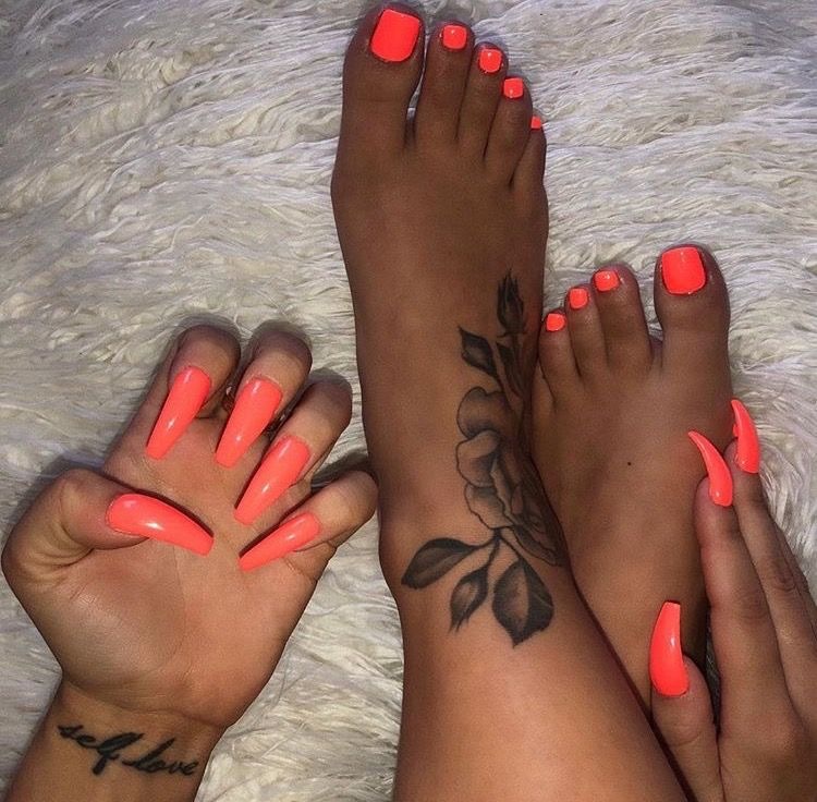 sexynails_toes thumbnail