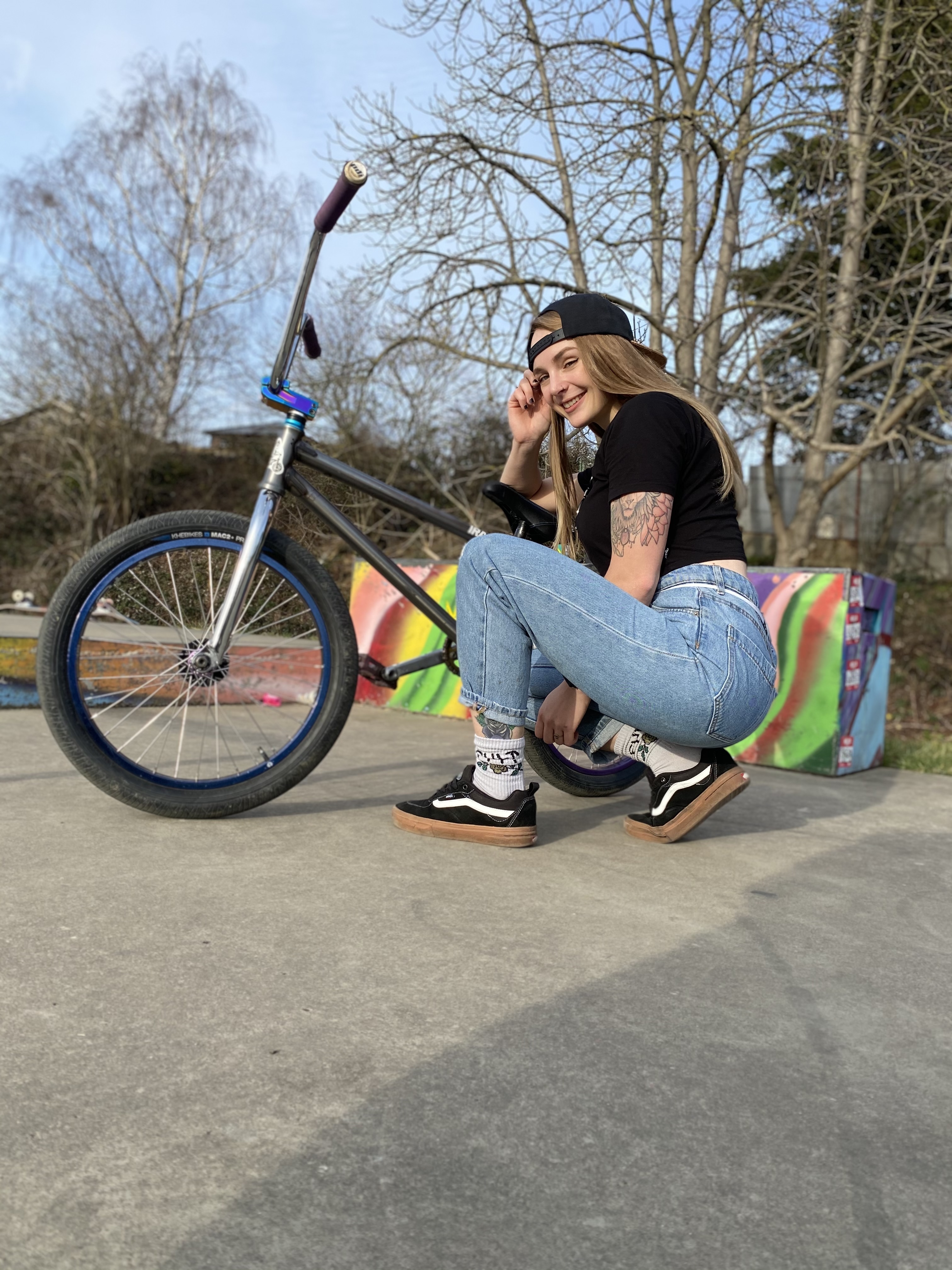 ariana_bmx thumbnail