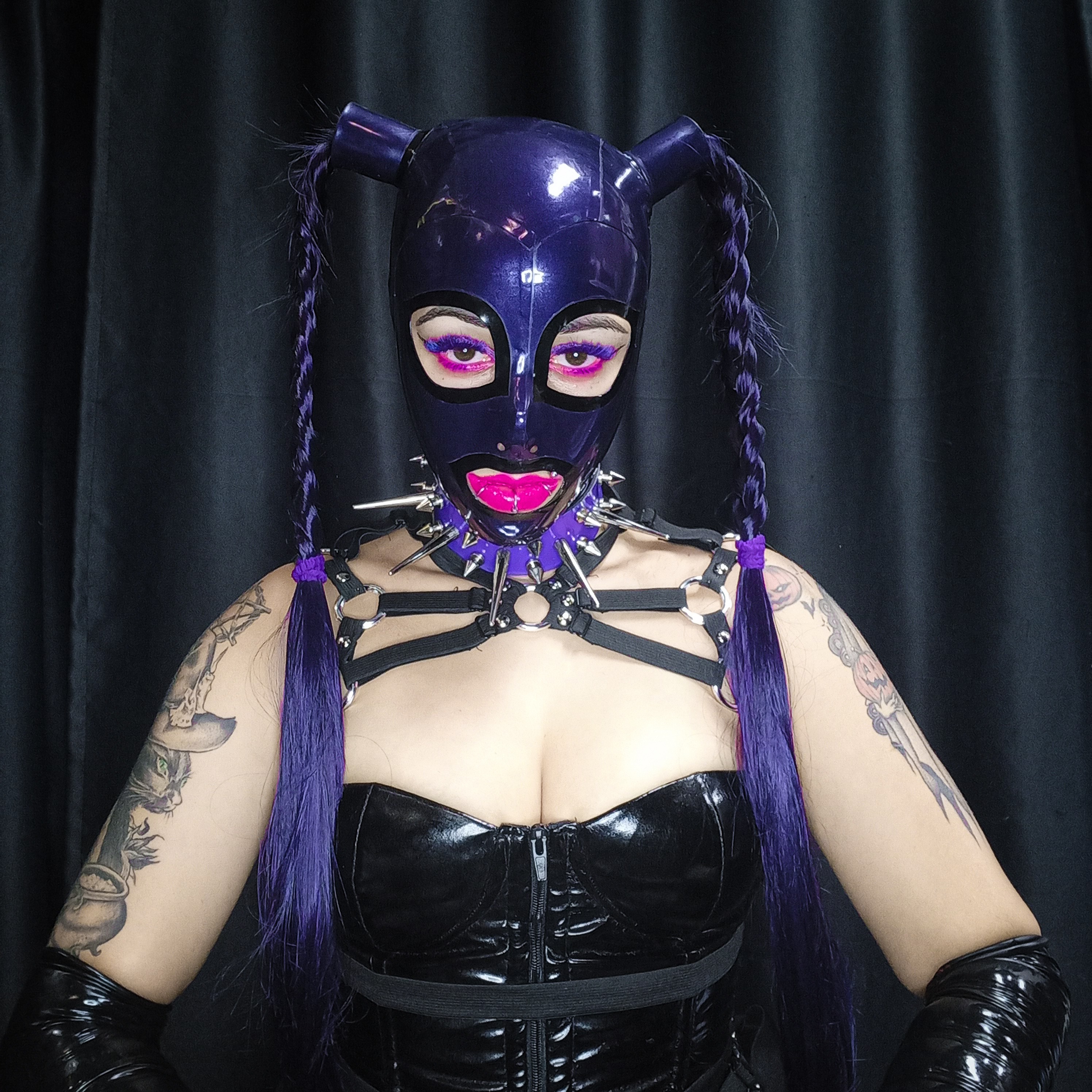 Madame Agatha Dominatrix profile