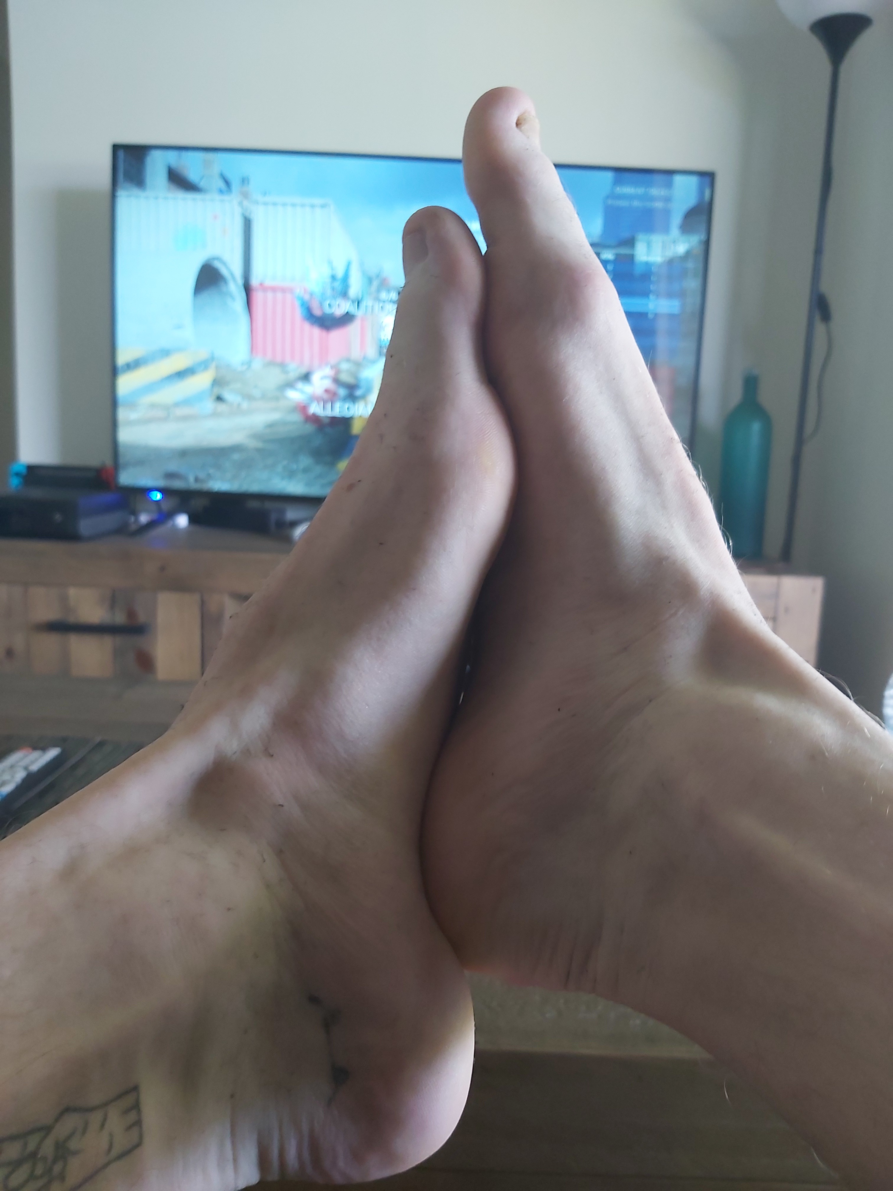 Toes Amongst Us thumbnail