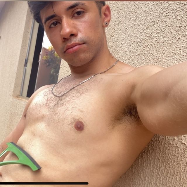 Leo Fraitas 🍆 profile