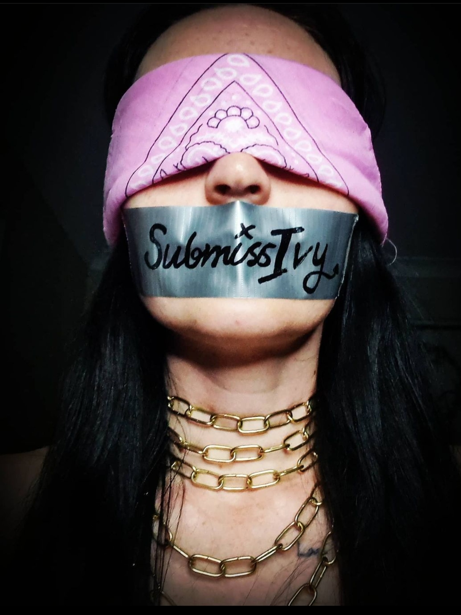 SubmissIVY profile