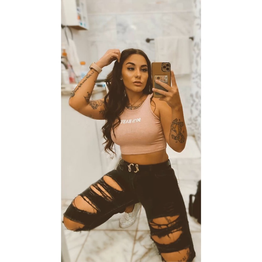 itsnicole44 profile