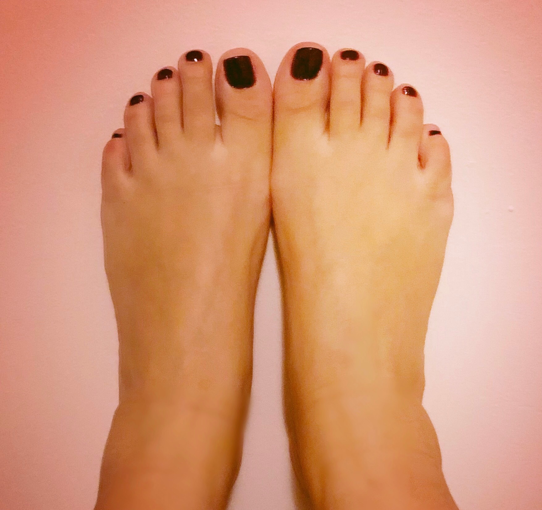 titillatingtoes00000 profile