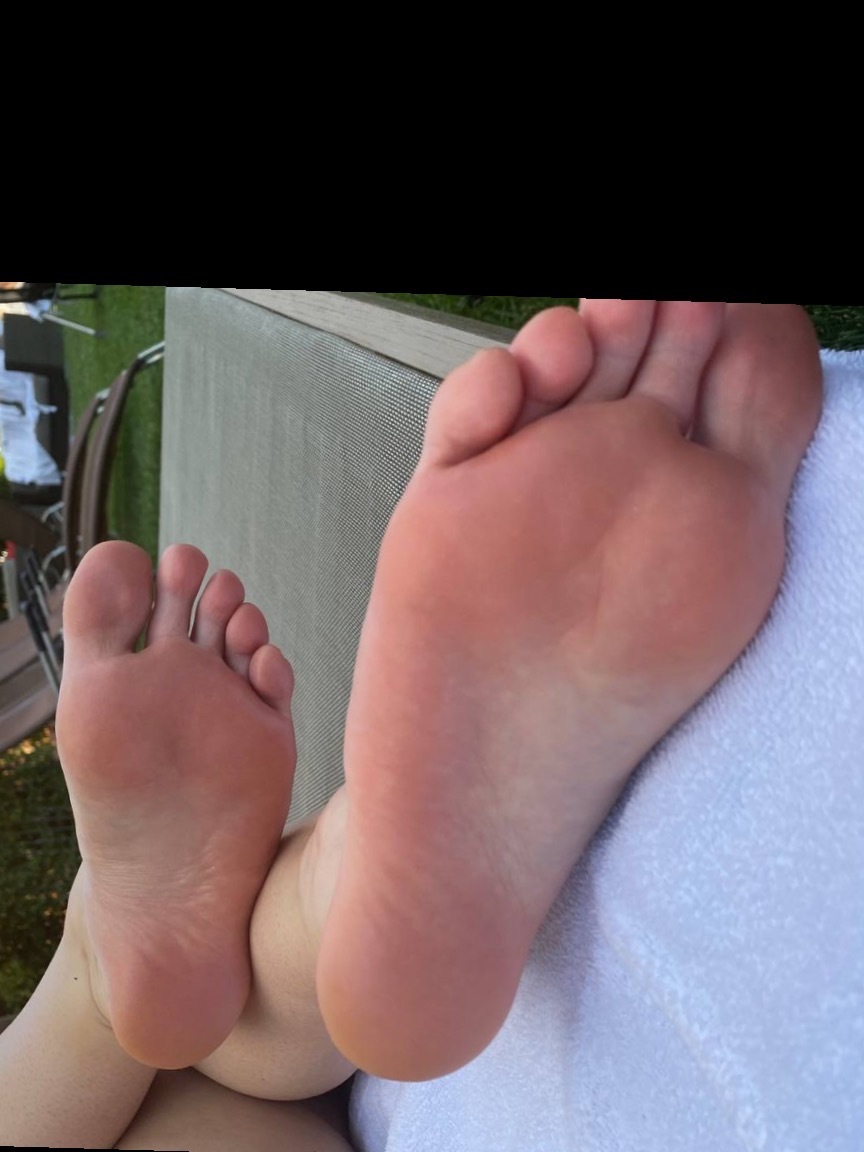 queenfeet.of thumbnail