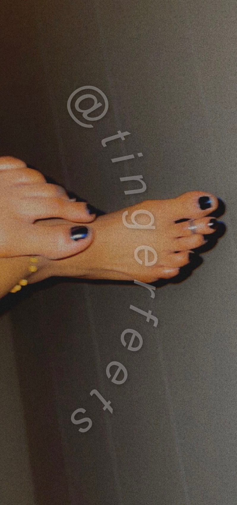 TingerFeets 🤎🦶🏾 thumbnail