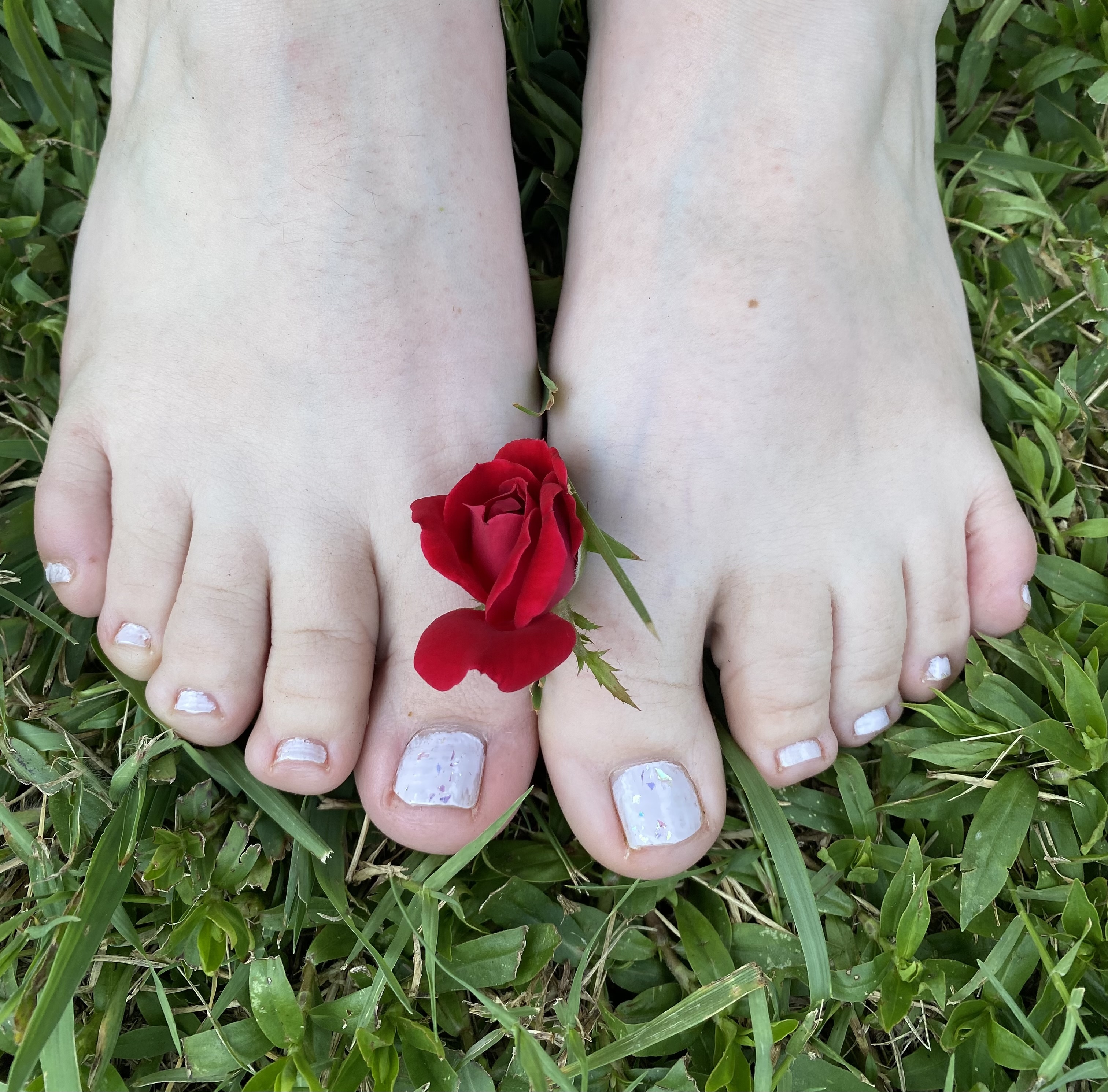 Miss Feet profile