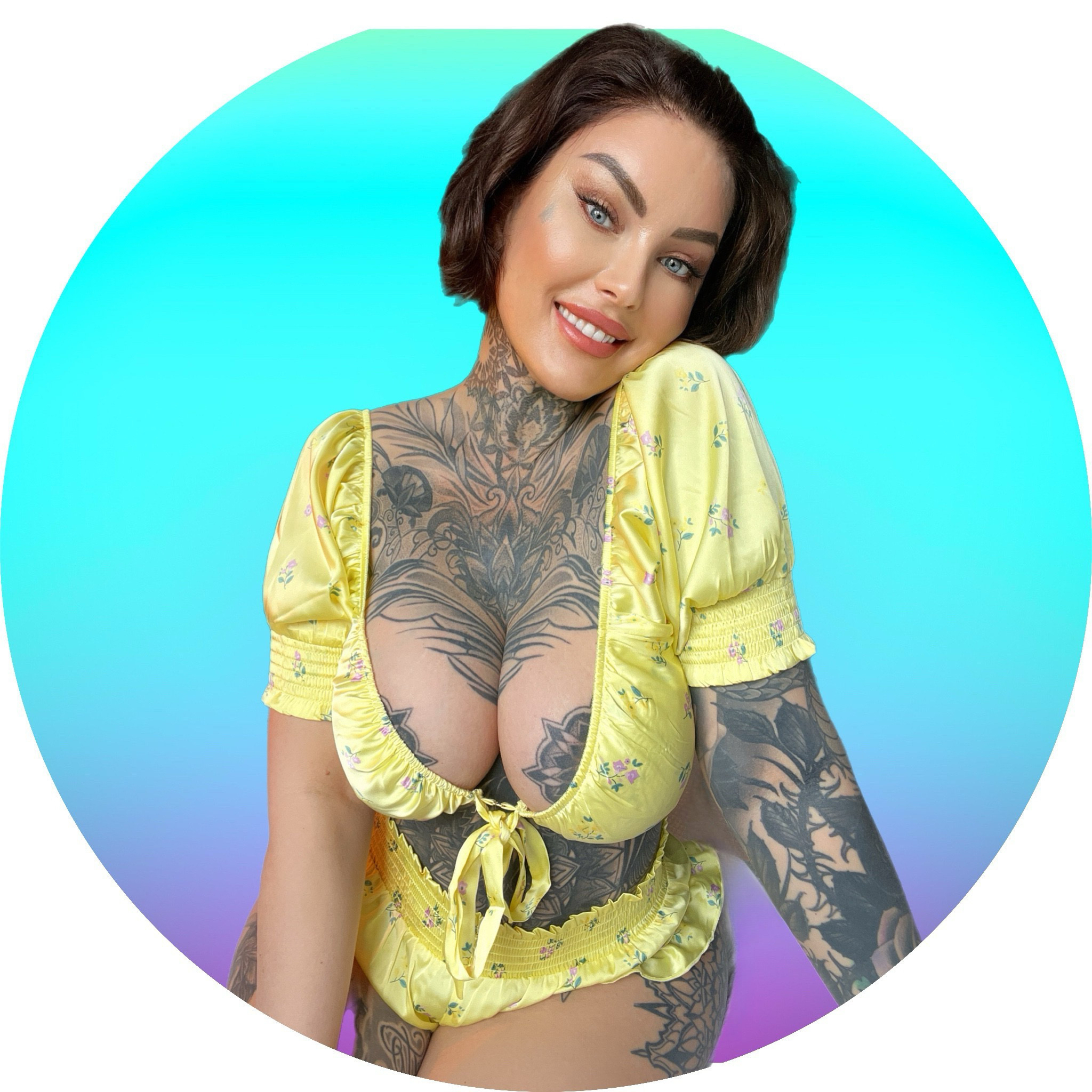 𝐃𝐎𝐍𝐍𝐀 𝐕𝐈𝐏 𝐏𝐀𝐆𝐄 💖 profile