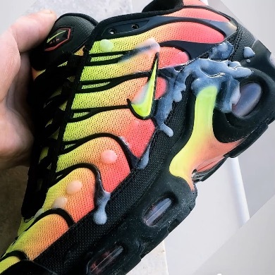 AIRMAXFEETUK19 thumbnail