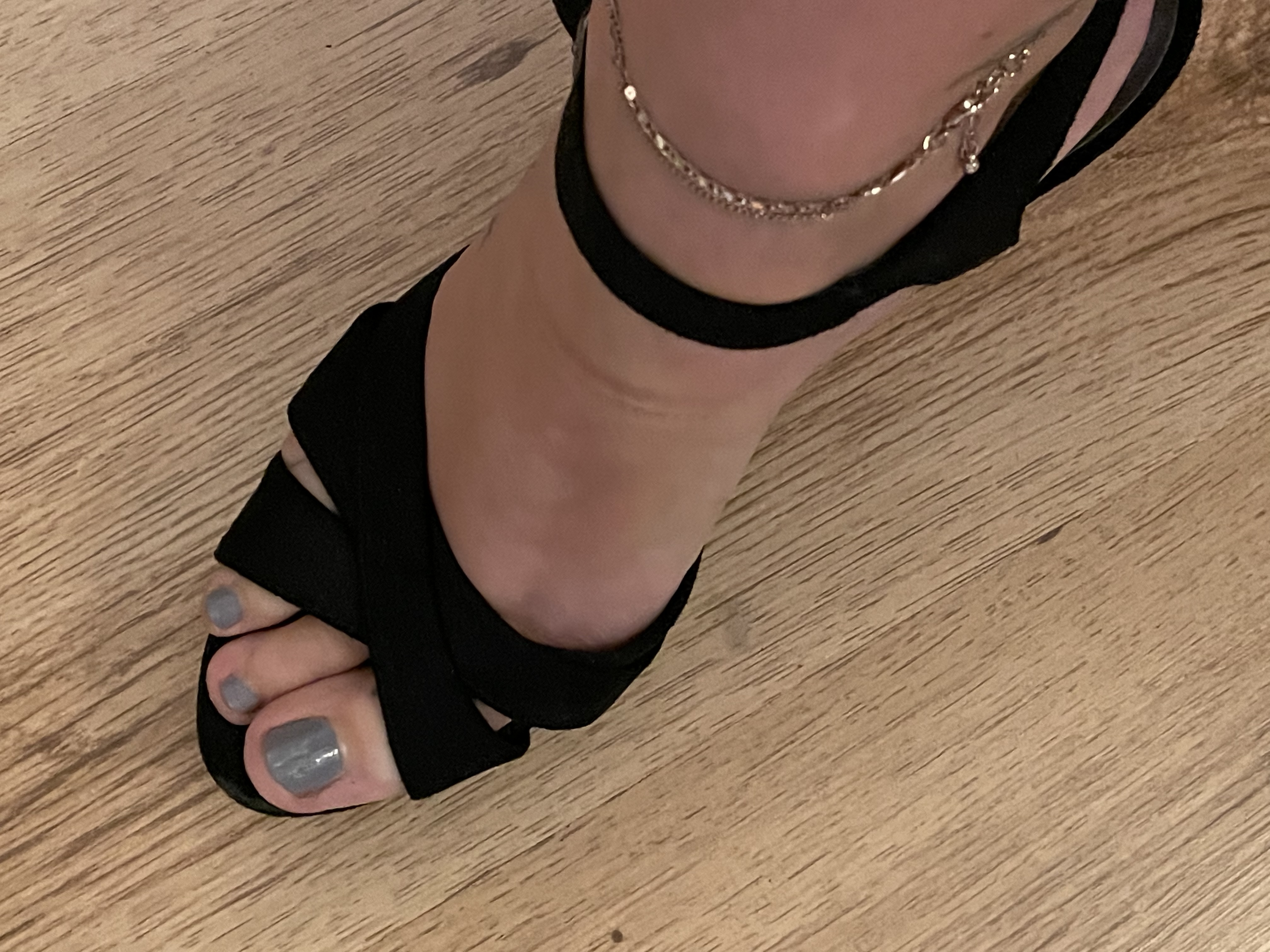 Hotfeetprincess thumbnail