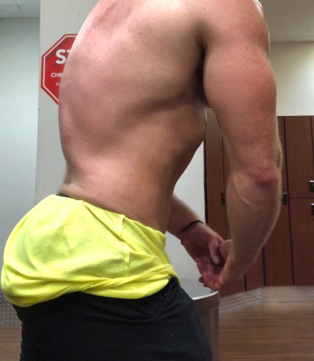 hugemusclebootycover