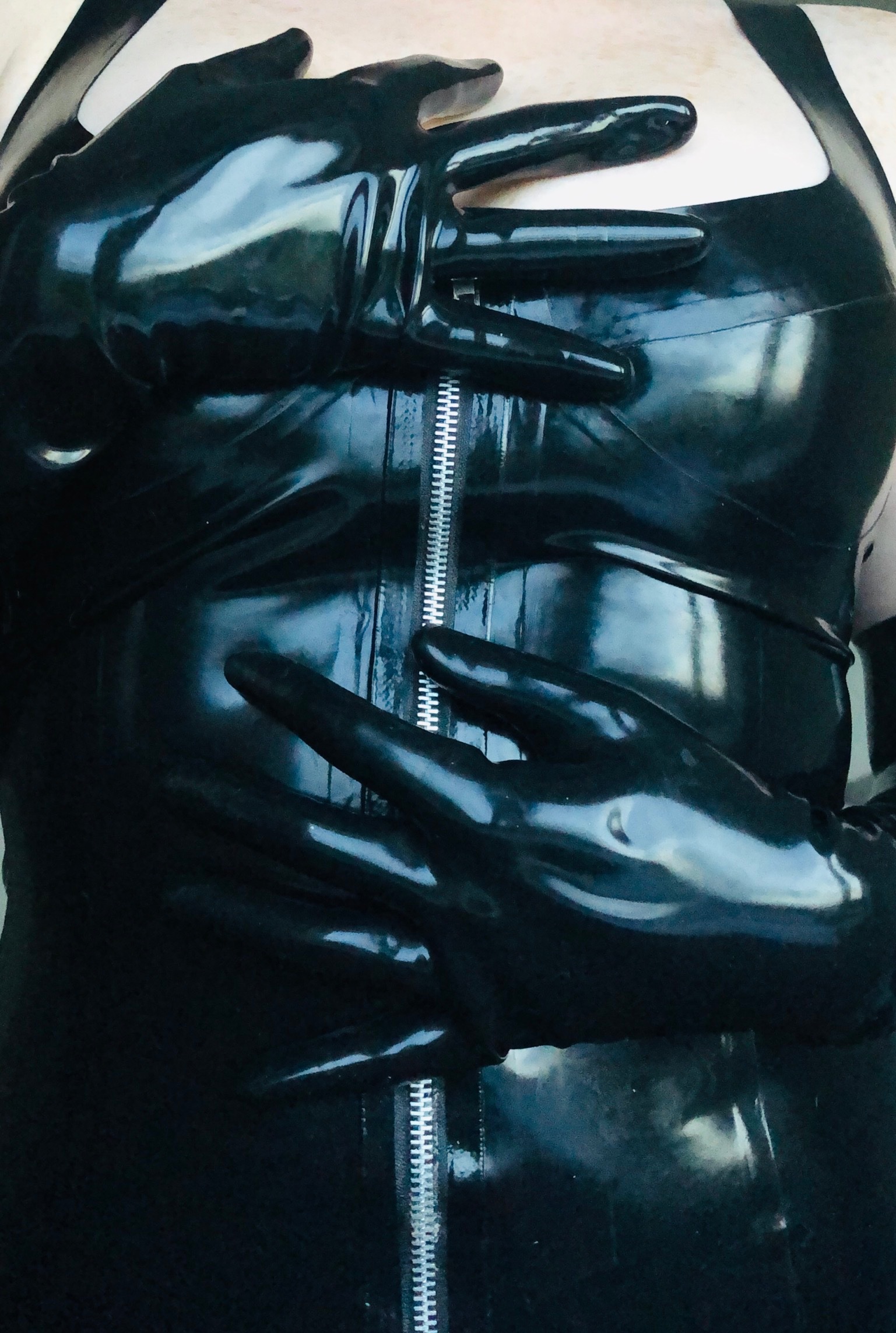 Latex Bea thumbnail