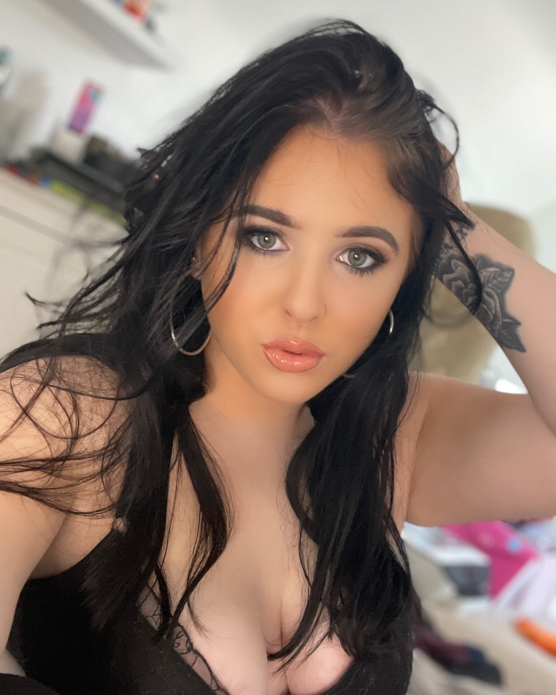 chloechristinaoxox profile