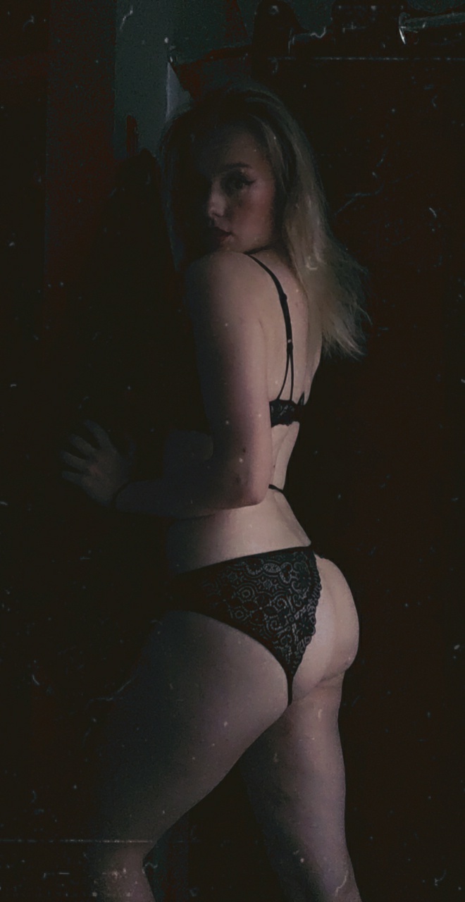 leeinlingerie thumbnail