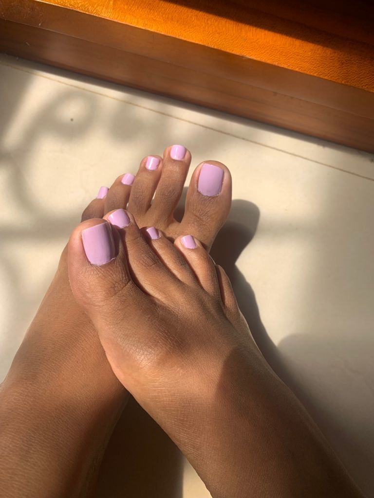 myfeetkarina profile