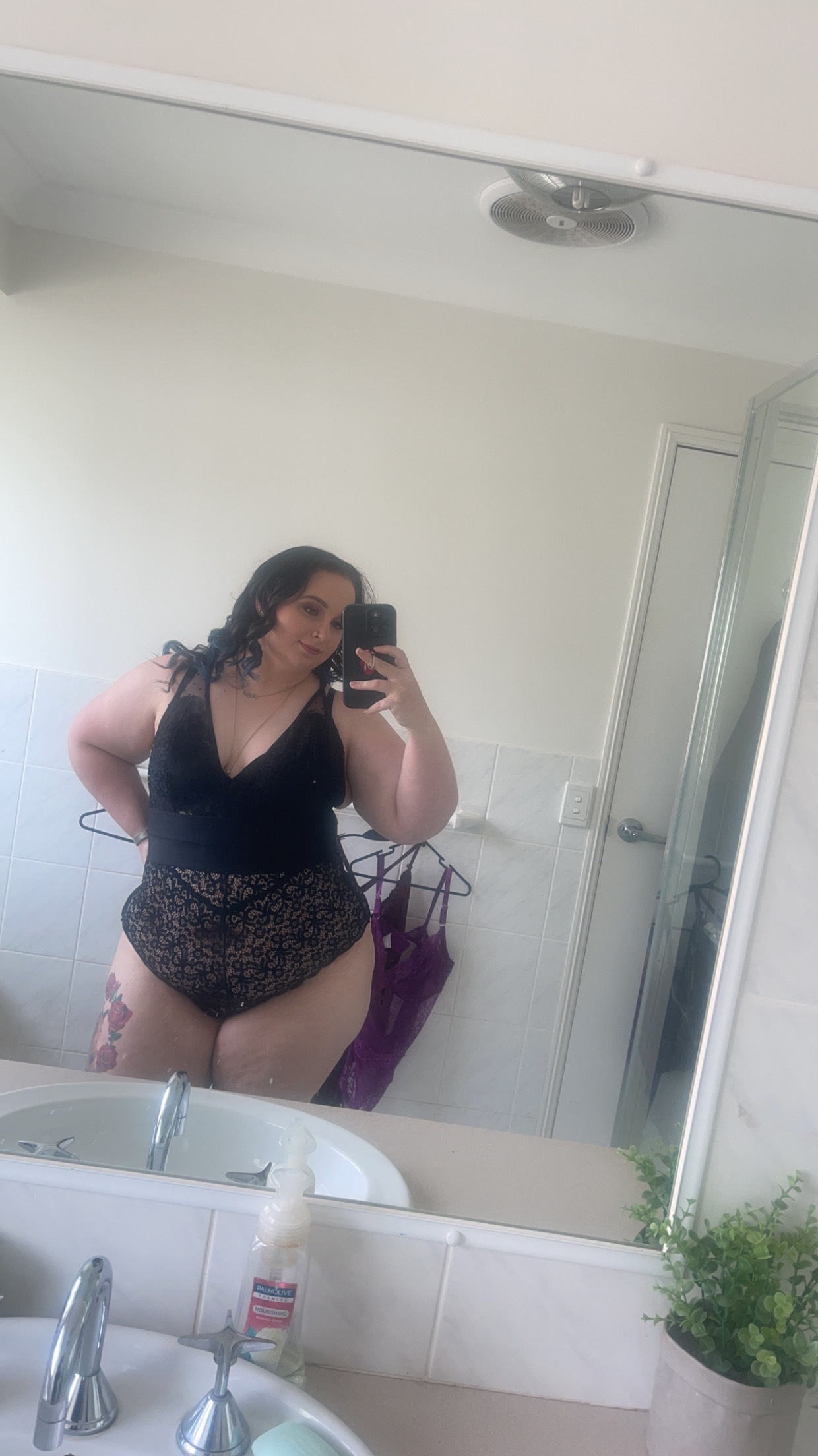 Curvygurl profile