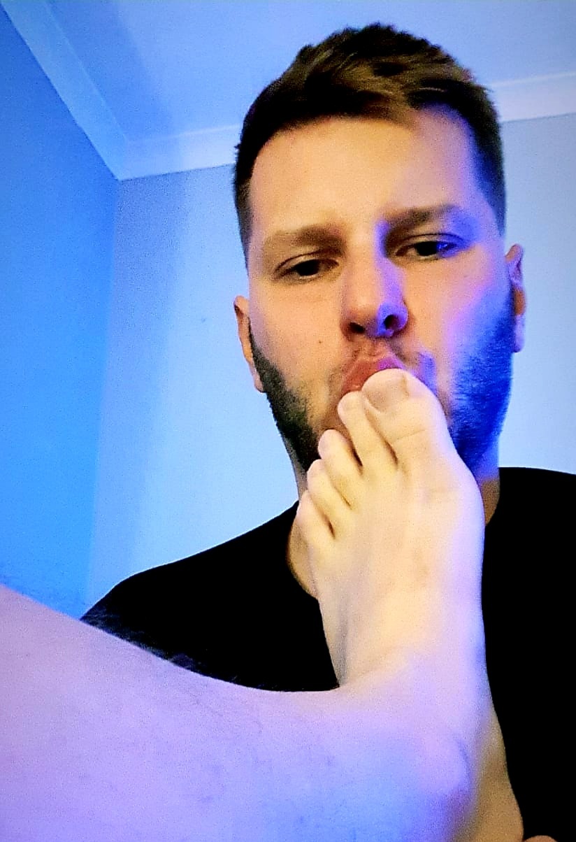 FREE_Polishfeetmaster profile