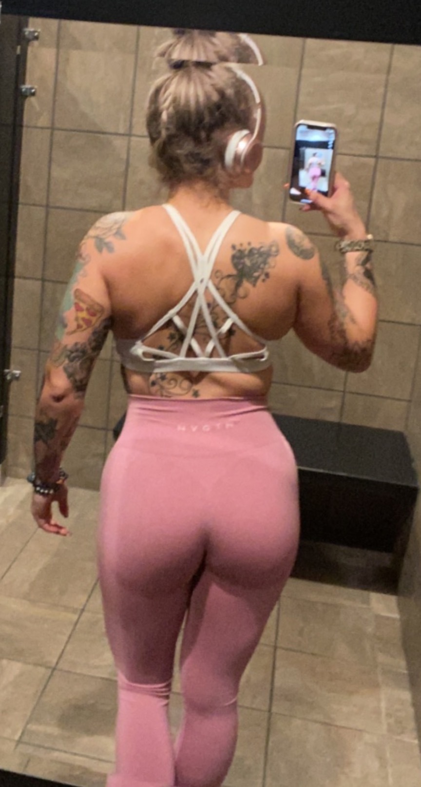 fitnessfreakamber profile