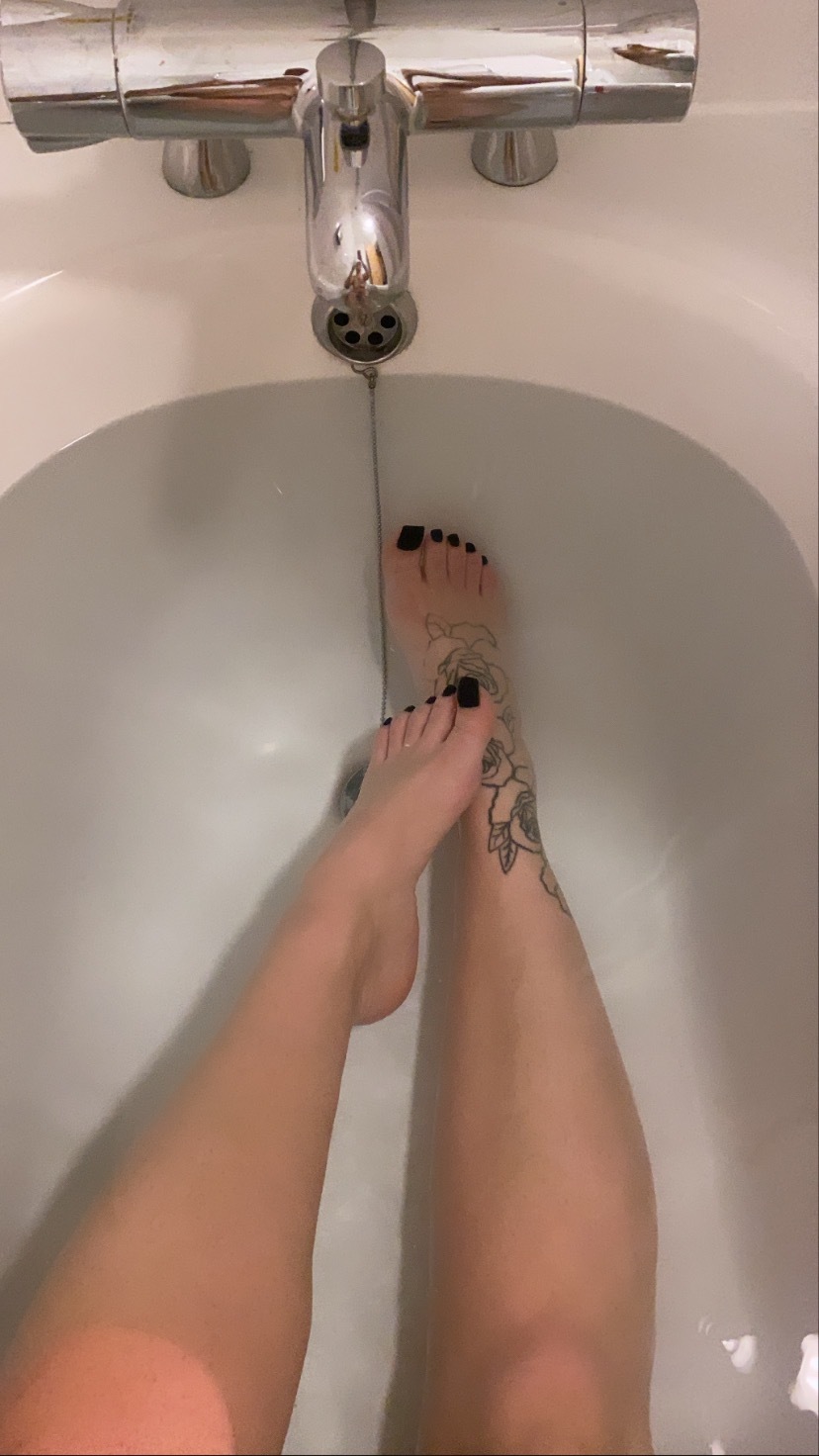 Bunnythefootmodel profile