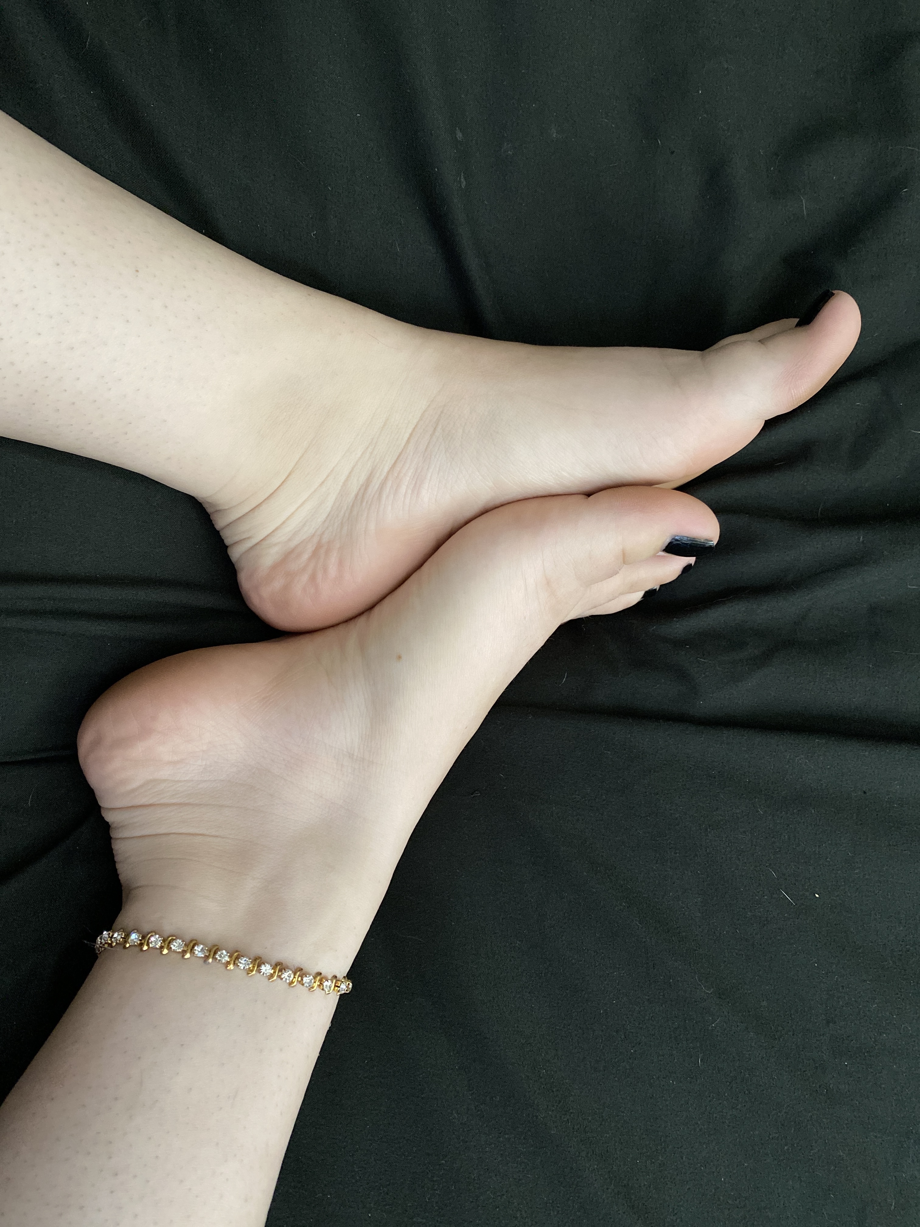 AbayFeet thumbnail