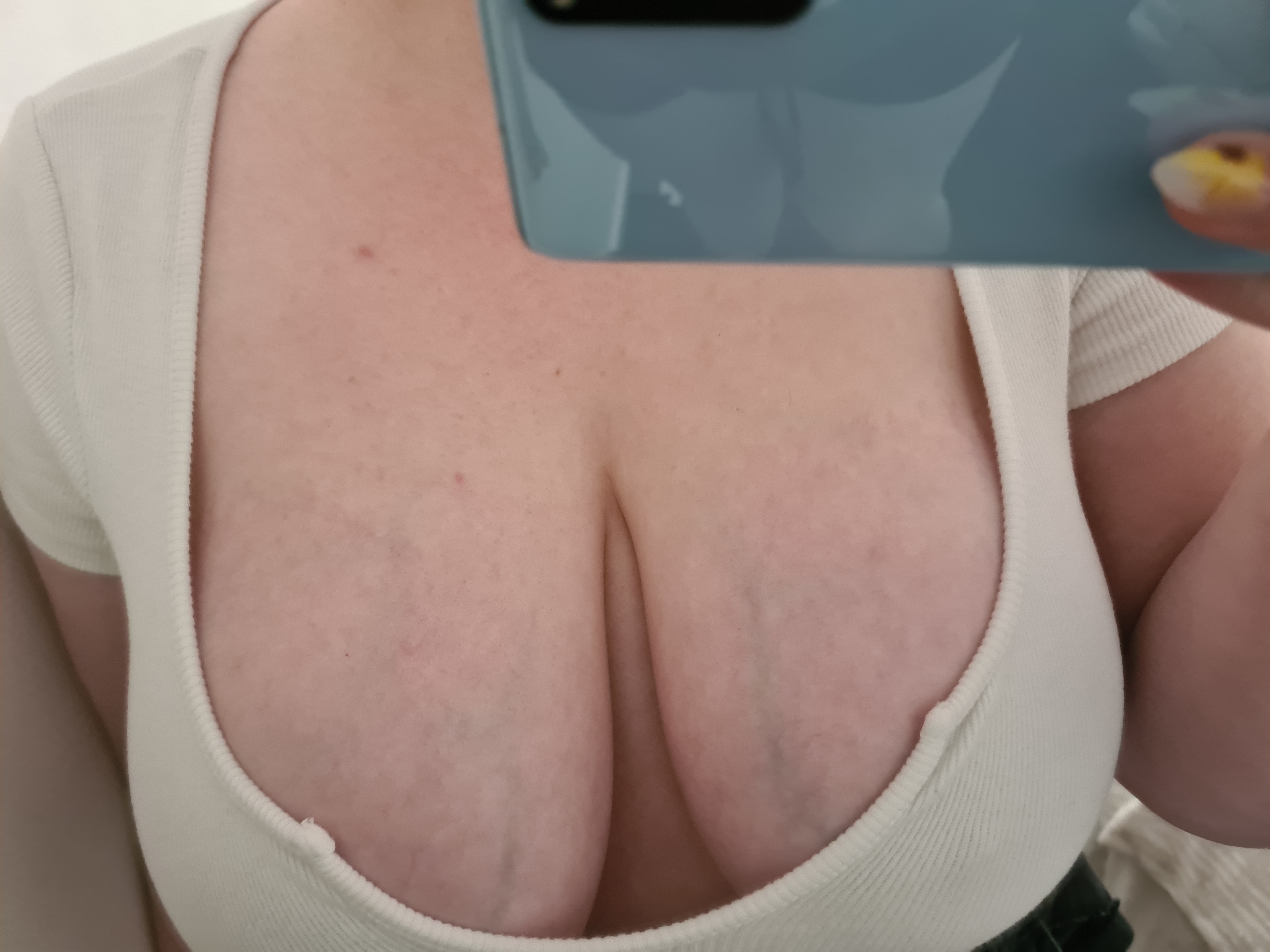 Bigbubblyboobies thumbnail