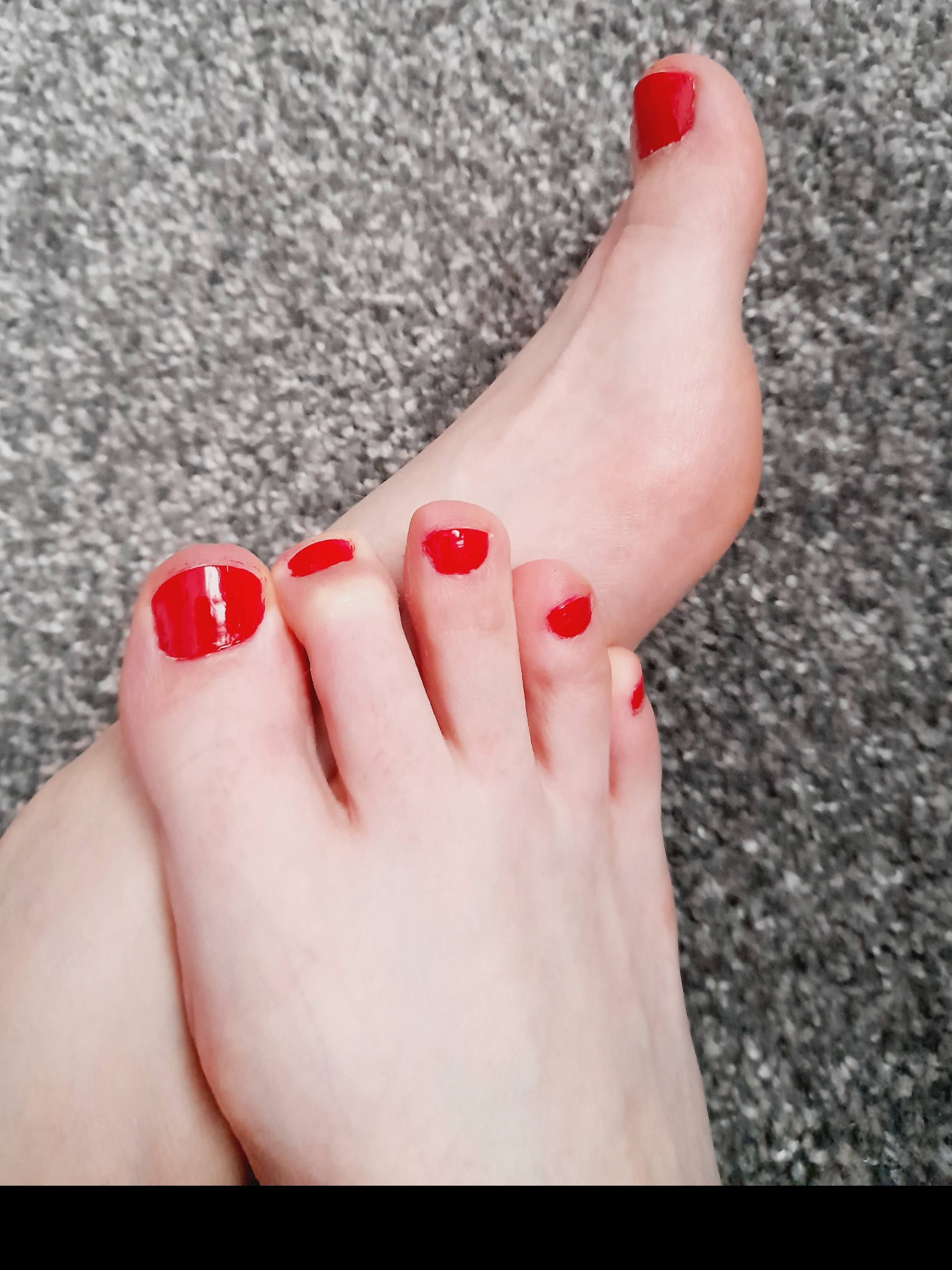 feetforyourfancy profile