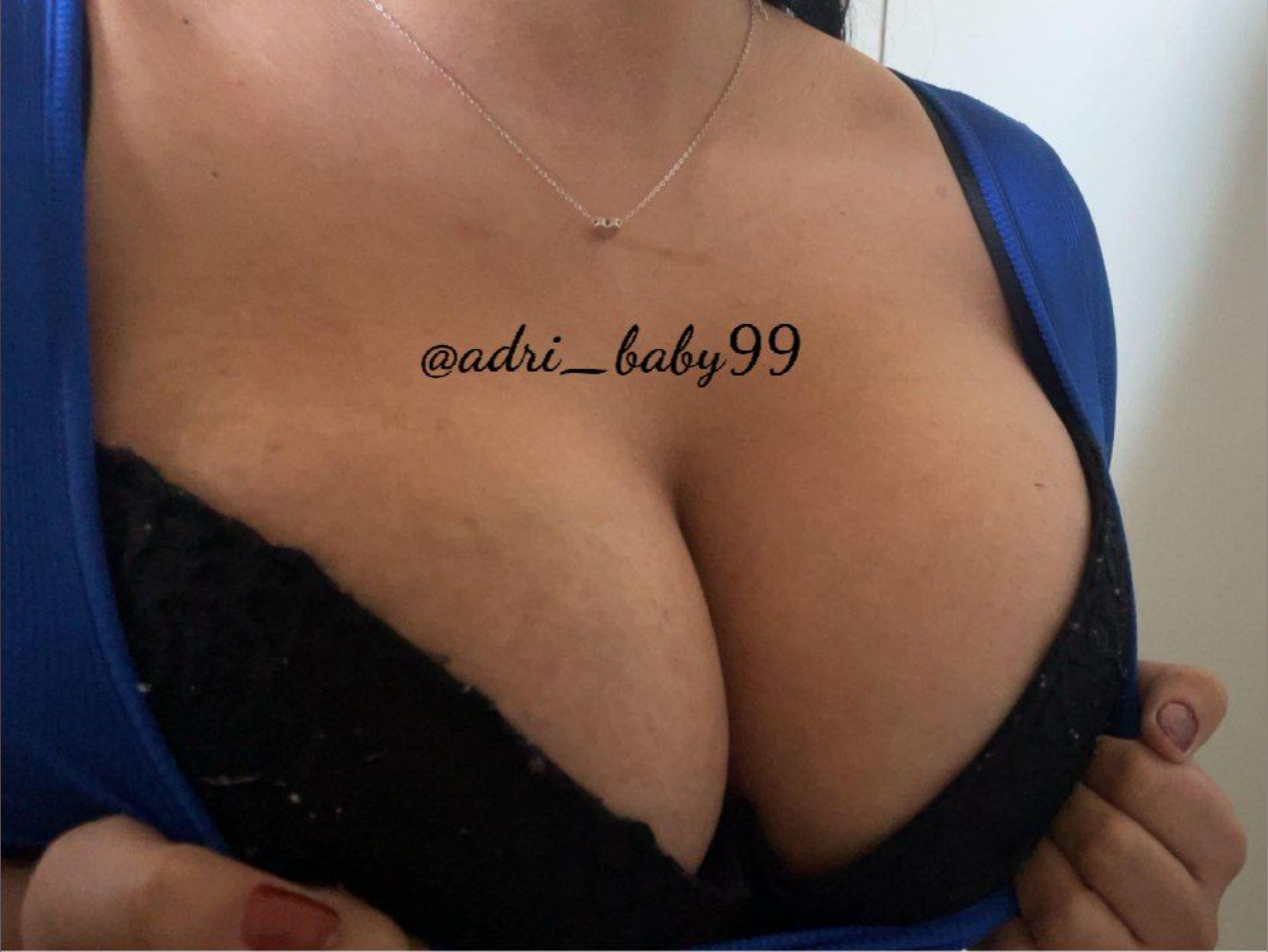 adri_baby99 profile