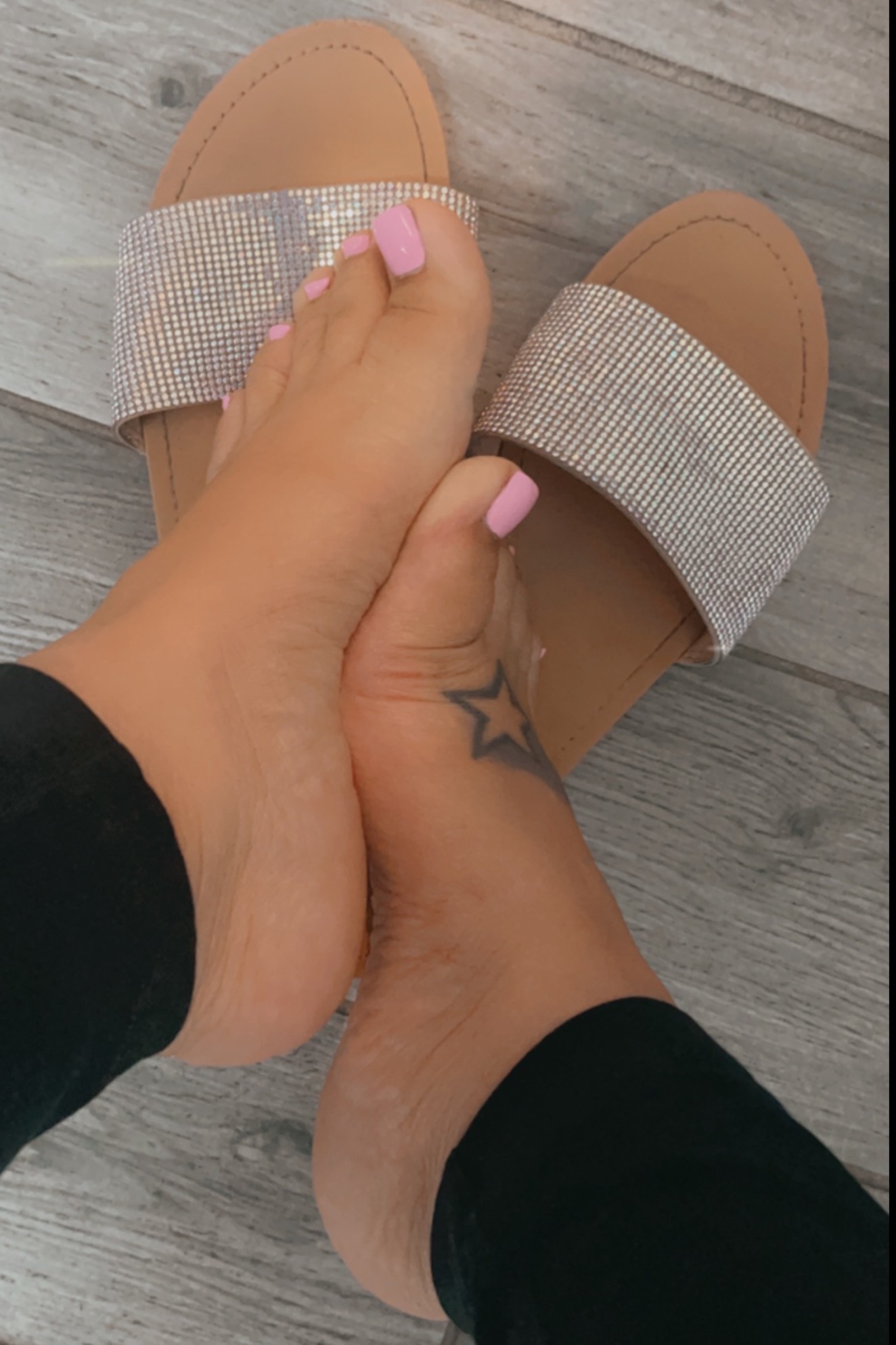 Latina Foot Fetish Reina 👑 profile