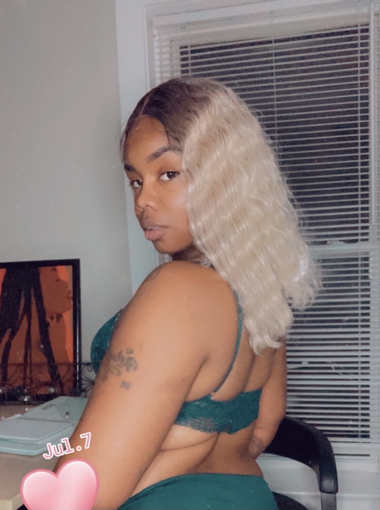 yandi_monroe profile