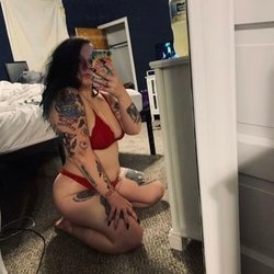 big butt & a gemini profile