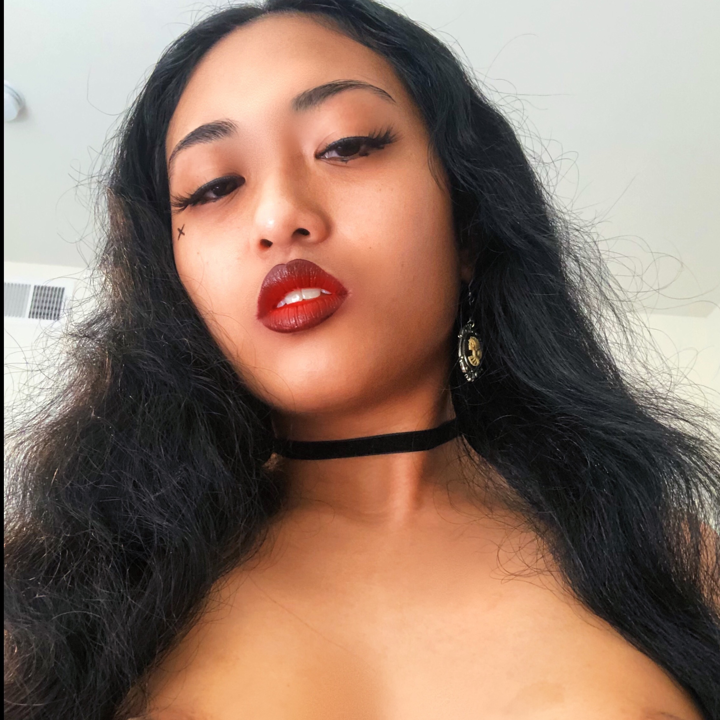 🌹 THEE FILIPINA FUCKDOLL 🌹 profile