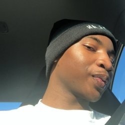 demetrice_18 profile