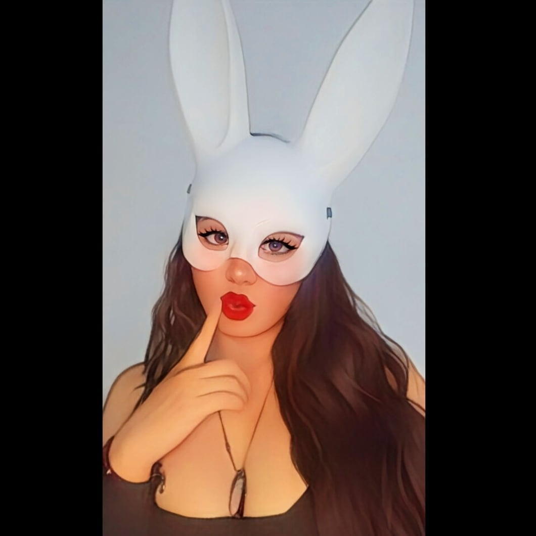 bunny_lolaaa profile