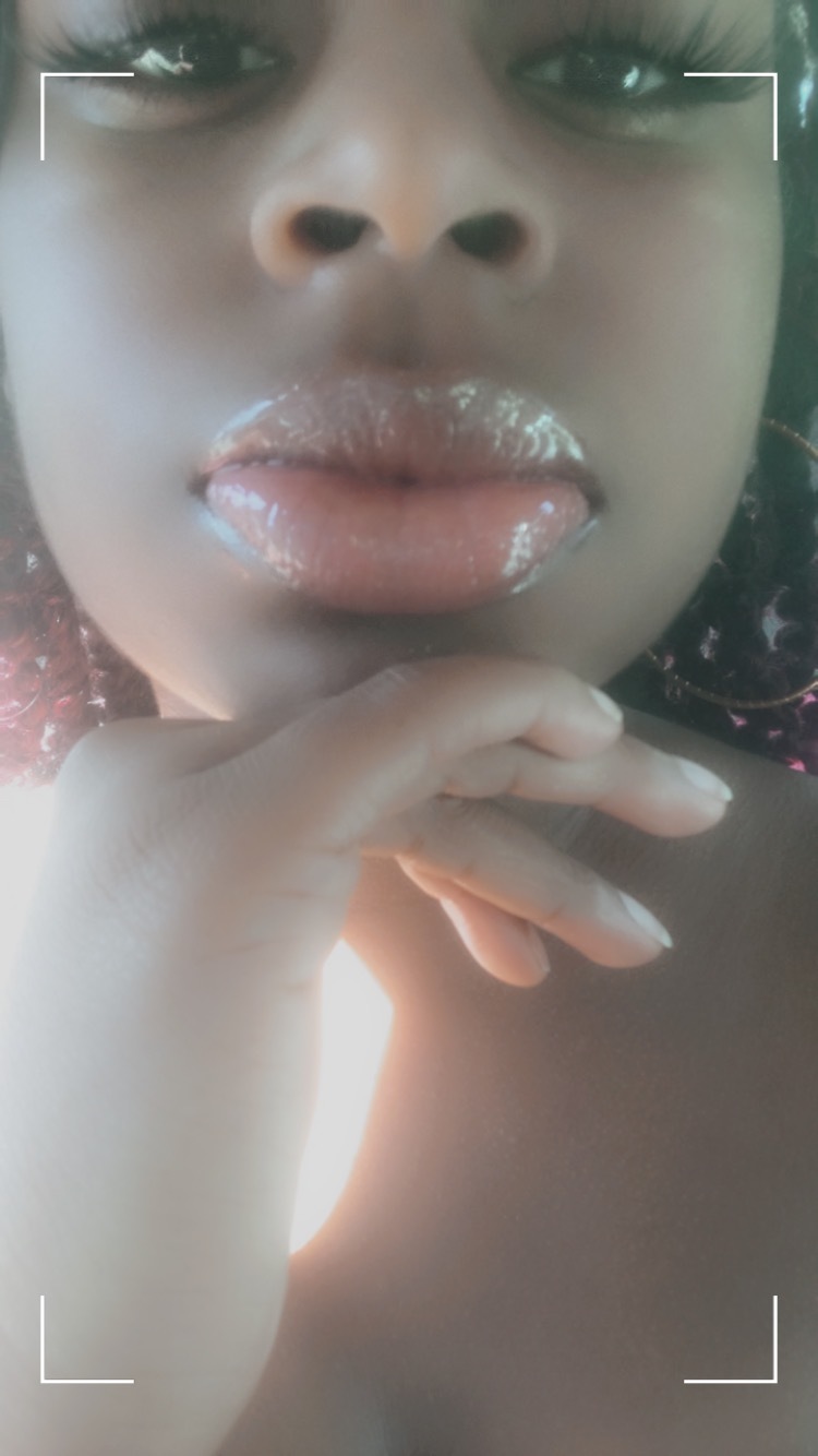 redvelvetlips thumbnail